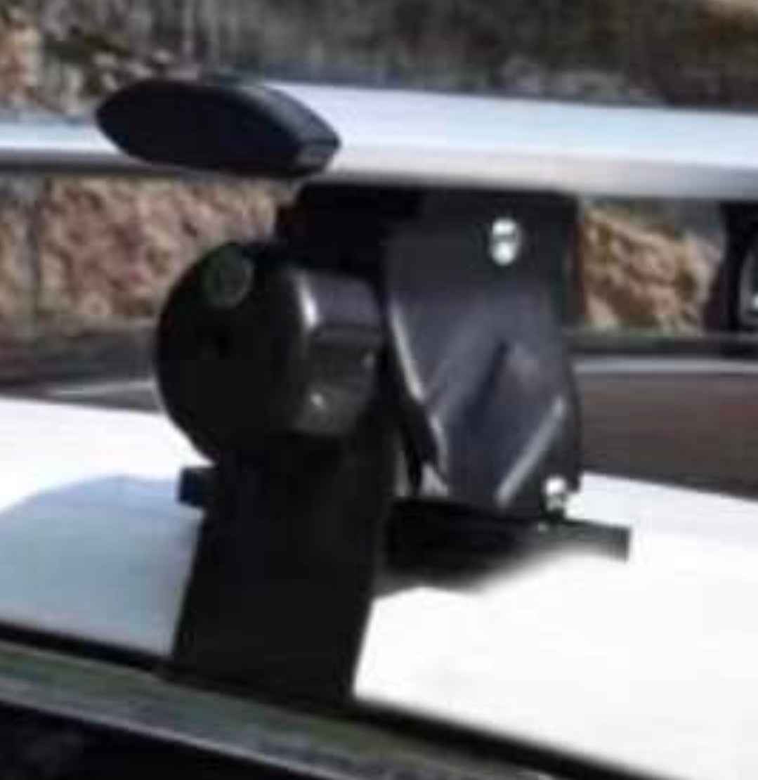 D9 Rack for Sedan (lockable) – Car Rack